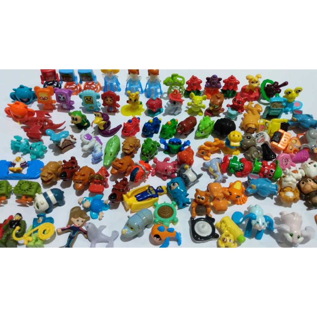 Brinquedo kinder ovo antigo e atual miniaturas kinder ovo Ref. 2
