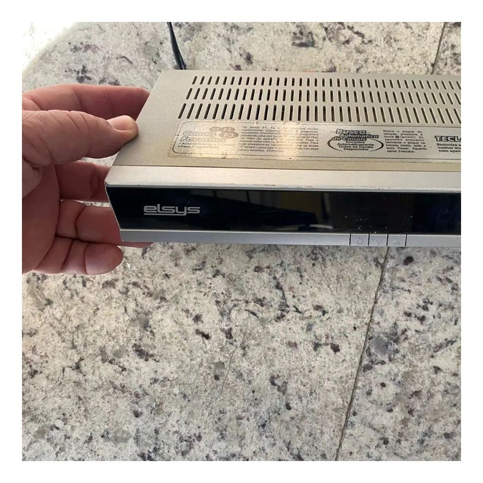 Receptor De Antena Parabólica Elsys 2.0 Slim Black 2.0 Prata