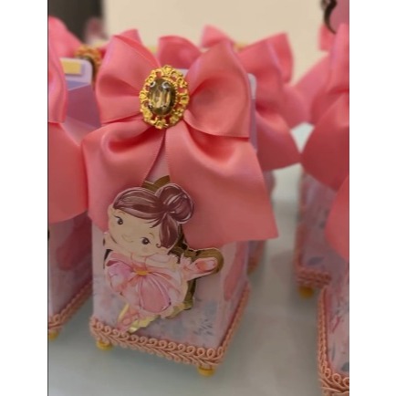 Lembrancinha Personalizado Kit Luxo Bailarina 50Un |MONTADO, C/ LAÇO  E COM TAG 3D/ Caixinhas