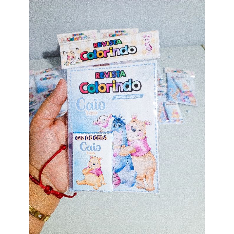 Kit Revista Colorir Festa Ursinhos Pooh 10x15, Revista + Giz Lembrancinhas Aniversário Personalizados.