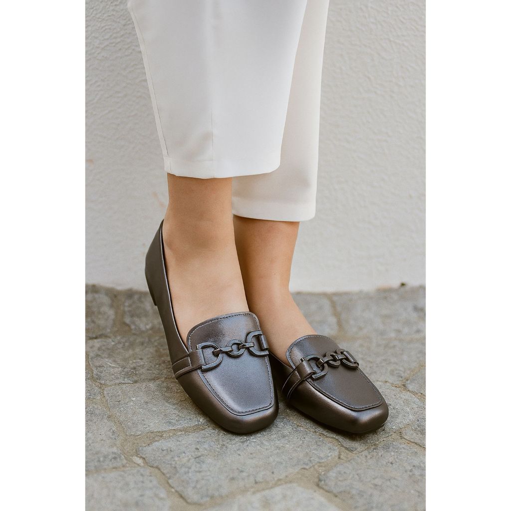 Sapatilha Mocassim Bico Quadrado Feminina Casual Com Enfeite Elegante estilo em Oferta na Shopee