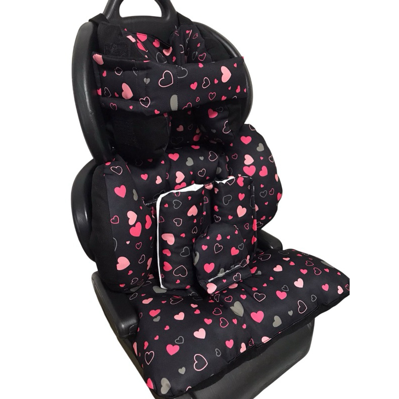 Imagem almofada colchonete cadeirinha de carro coração preto 25 a 36 kg