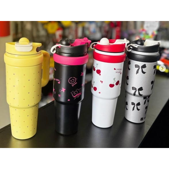 Copo Garrafa Térmico Com Desenho Com Tampa e Canudo 900ML Grande Capacidade Para Academia (LL-4045)