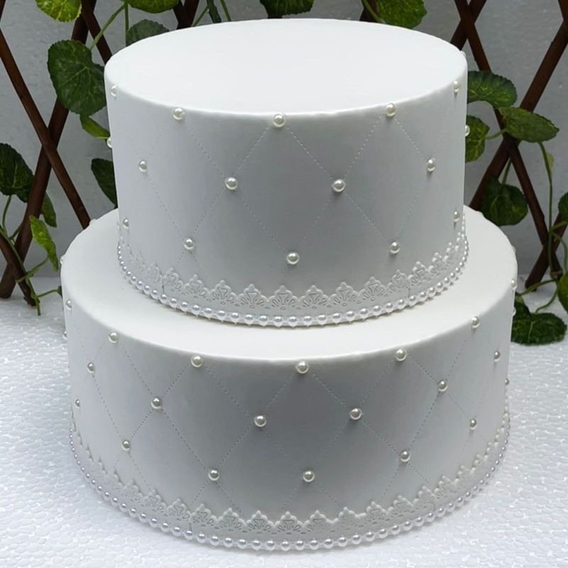 Mini Bolo Fake renda e Pérola branca 20x22 Eva Casamento Batizado Festa
