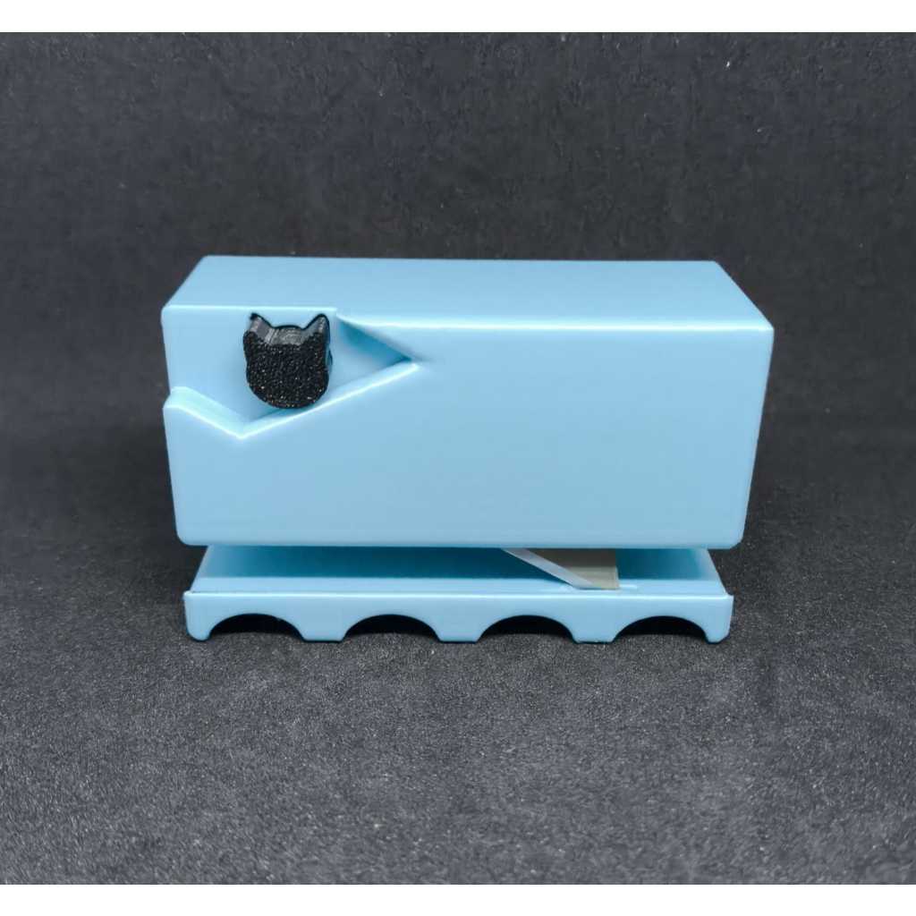 Cortador de Papelão para Arranhador de Gatos