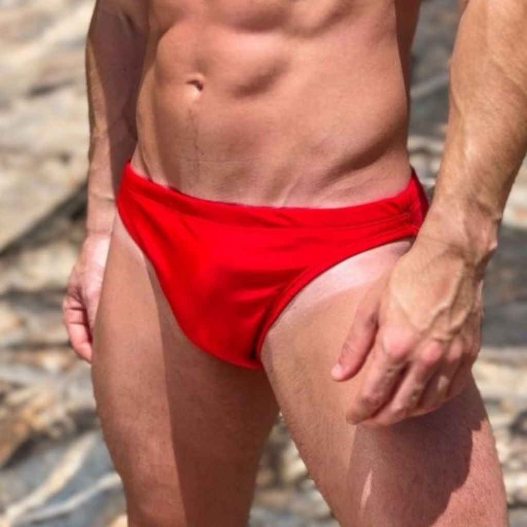 SUNGA SUPER SLIP VERMELHA LISA - Masculina slim  Moda Praia cavada de banho forro frente e costa