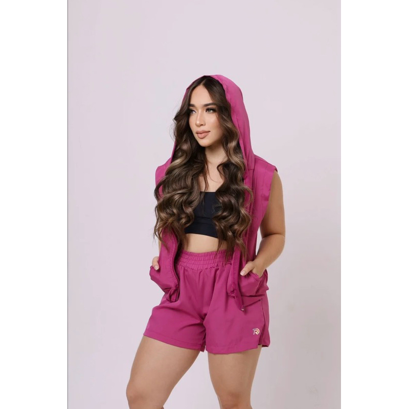 Conjunto Fitness 3 Peças Feminino – Top, Colete e Short em Oferta na Shopee