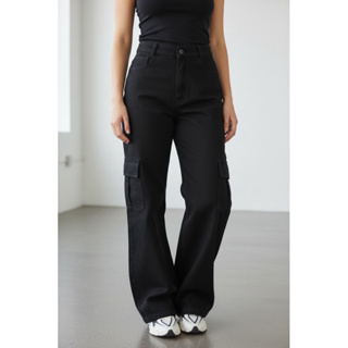 calça jeans cargo feminina cintura alta empina bumbum super tendência vários cores disponíveis em Oferta na Shopee