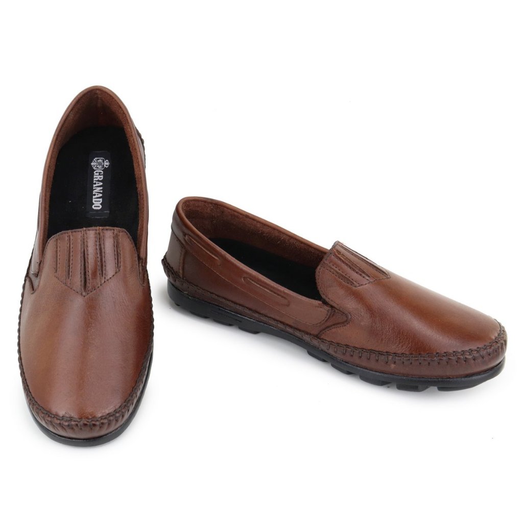 SAPATILHA MASCULINA EM COURO LEGÍTIMO CALCE FACIL