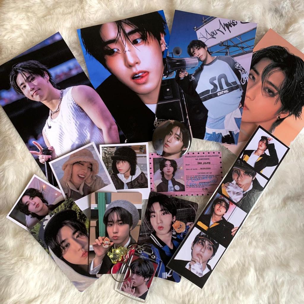 KIT FÃ UTT -  PHOTOCARD - CHAVEIRO - MINI FOTOS - BOTTON em Oferta na Shopee