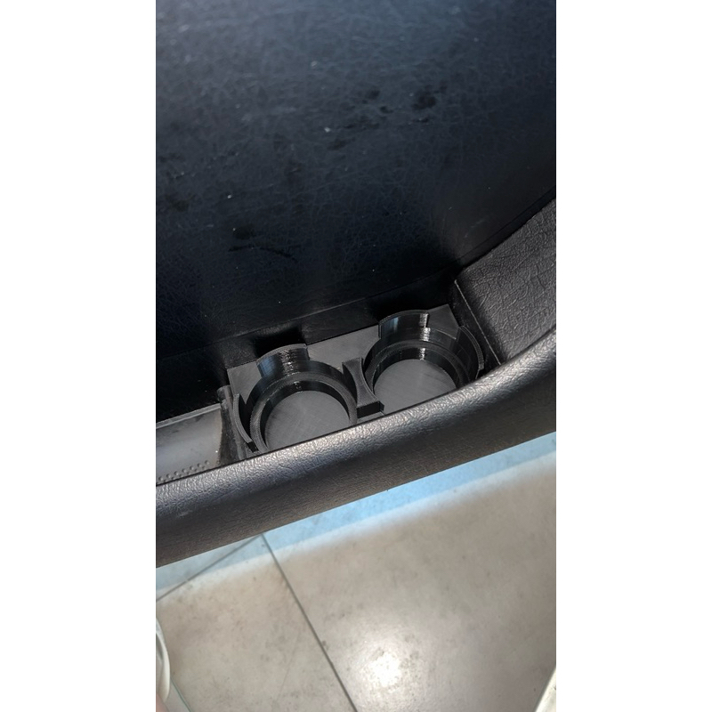 Suporte de Latas / Porta-Copos Golf MK3 – Impressão 3D em PETG – Encaixe Perfeito no Porta-Objetos da Porta
