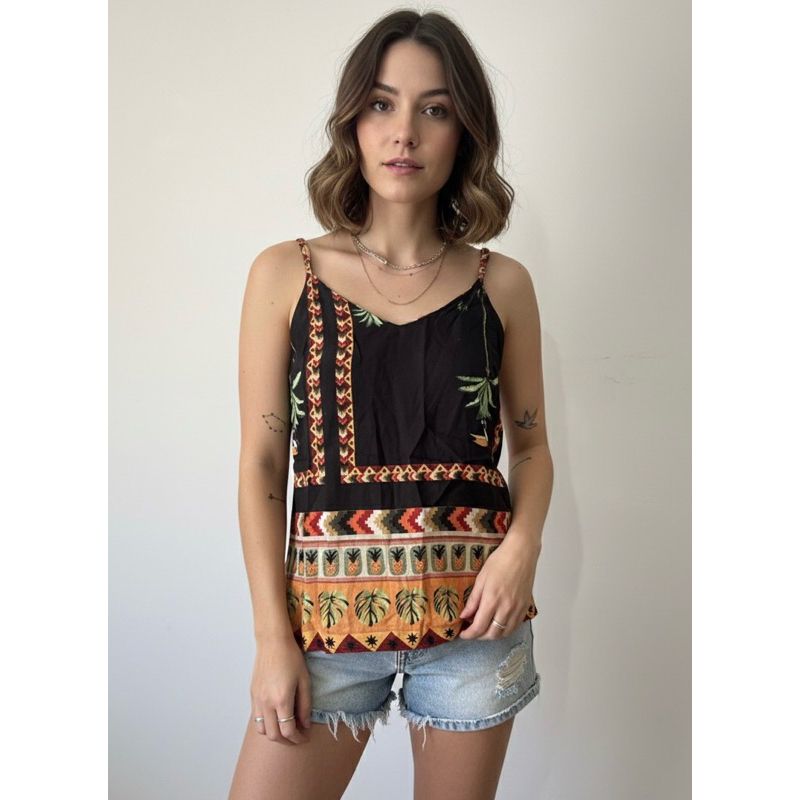 Blusa feminina regata alcinha estampada preta estampa étnica viscose
