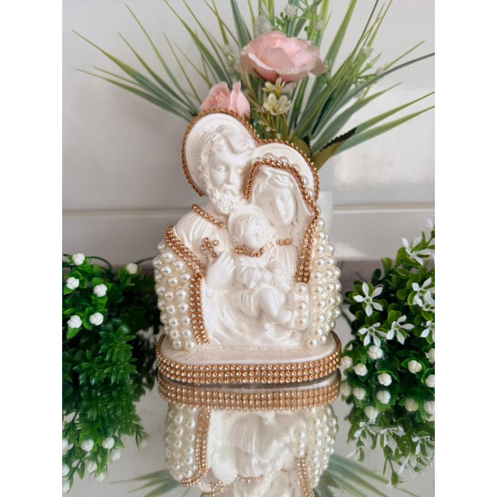 Imagem Sagrada Família Pérola Branca 15cm em Oferta na Shopee