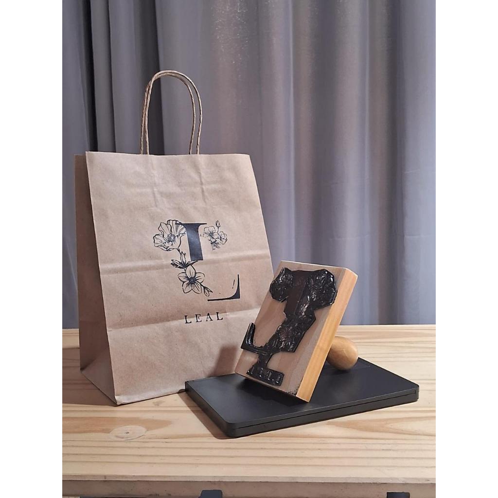 Carimbo grande personalizado com logo marca para Sacolas Kraft 9x9cm