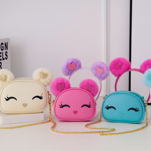 Kit Bolsa e Tiara Infantil com PomPom – Bolsa Criança Feminina Festa Presente com Corrente em Oferta na Shopee