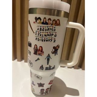 COPO TÉRMICO STRANGER THINGS em Oferta na Shopee