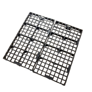 GRADE PLASTICA RETALHO 1 A 4 UN - Descanso de Patas Gaiola Cercado Coelhos Roedores - 25x25x2,5cm em Oferta na Shopee