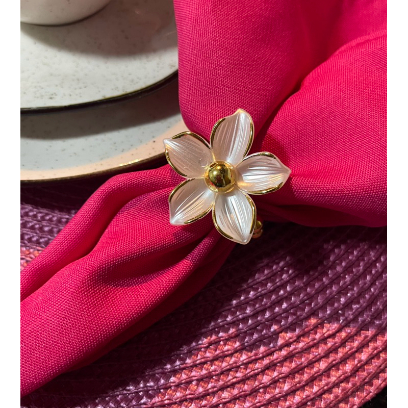 Kit Com 4 Unidades De Porta Guardanapos Com Flor E Pérolas em Oferta na Shopee