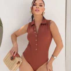 Body Bori Feminino Regata Gola Polo Botões Tendência Moda Blogueira Verão 2025 Tecido Anarruga