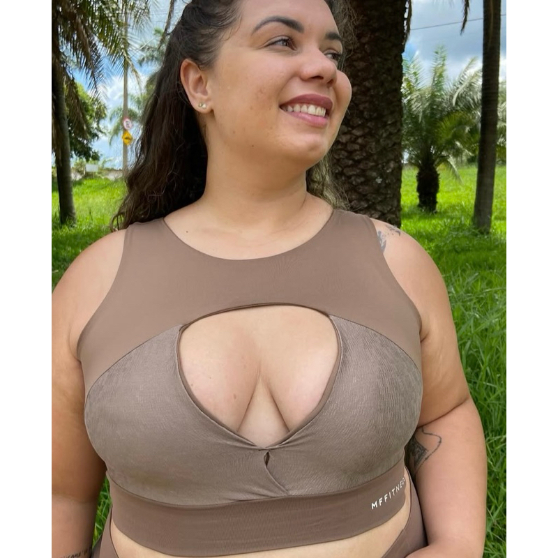 Top Fitness Plus Size Laís | Poliamida Premium | Bojo Removível | Alta Compressão