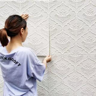 Kit-10pcs Placa 3D 70x70 cm Espessura  Parede e Teto Espuma AutoAdesivo Impermeável Aplique Fácil em Oferta na Shopee