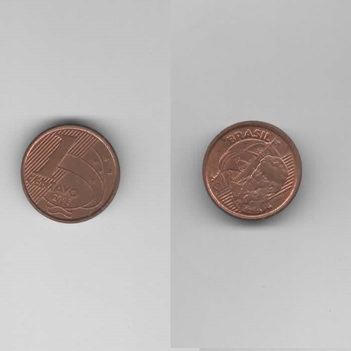 Uma moeda brasileira de 1 centavo da segunda série do REAL, datada de 2003.