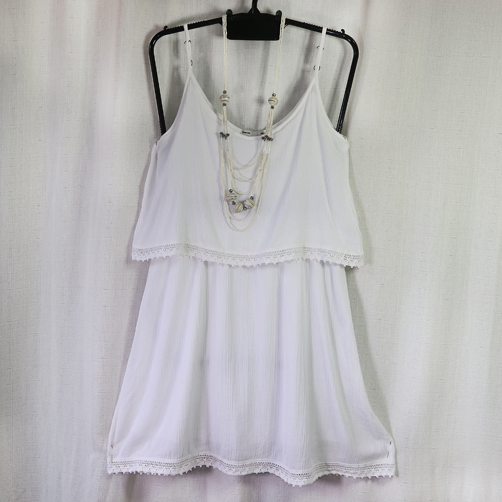 Vestido branco em crepe de viscose, TAM 40, réveillon [MEDIDAS NA DESCRIÇÃO] [BRECHÓ FOFUCHA]