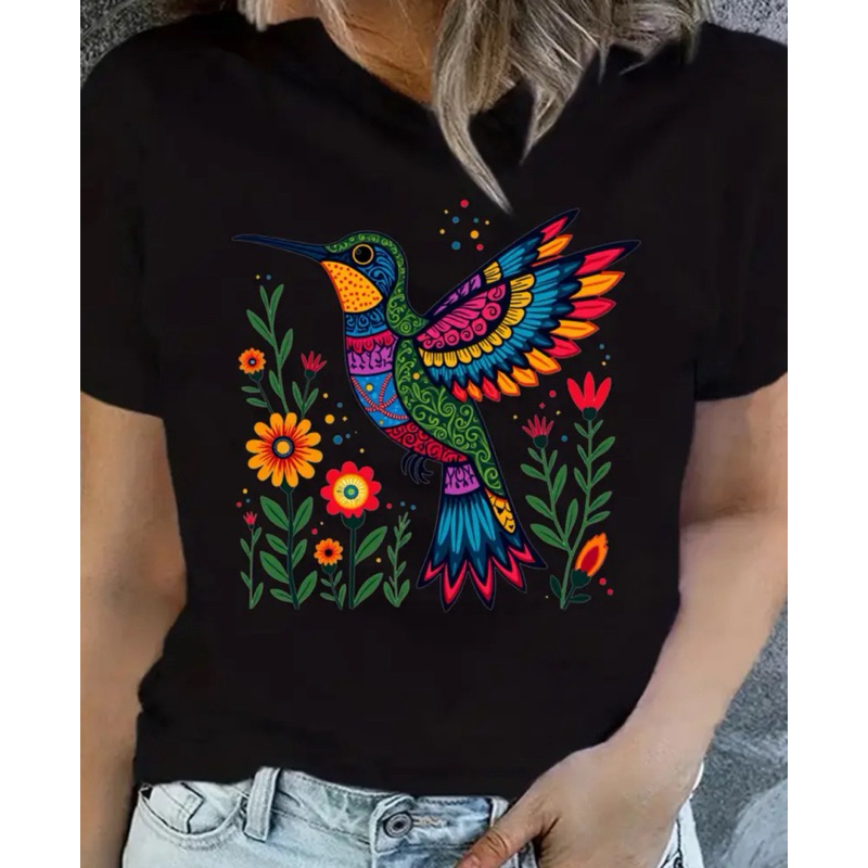 camiseta T-shirt estampa colorida vibrante beija-flor casual moda primavera verão