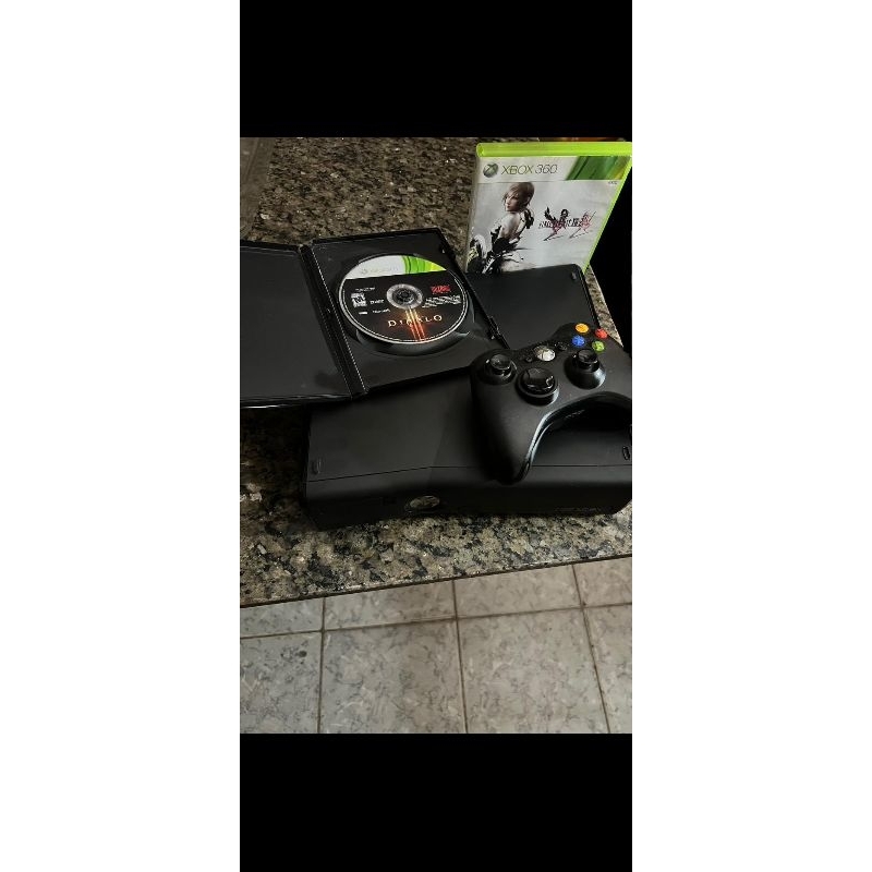 Xbox 360 Slim 250GB + Controle Original + 34 Jogos Digitais + Diablo 3 e Final Fantasy – Pronto pra jogar