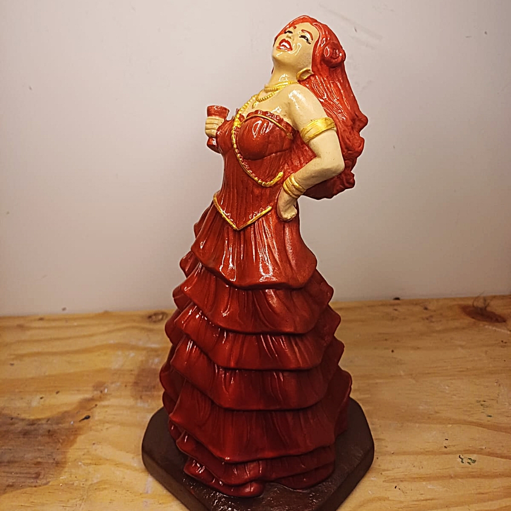 Imagem Pomba Gira Maria Quitéria em Gesso 25cm Umbanda para Assentamento