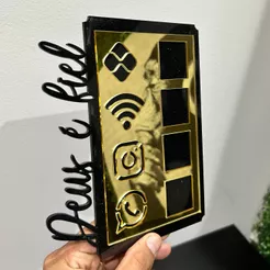 Placa Pix Display em Acrílico De Parede QR code Instagram Wifi Pix WhatsApp Interativo Deus é Fiel