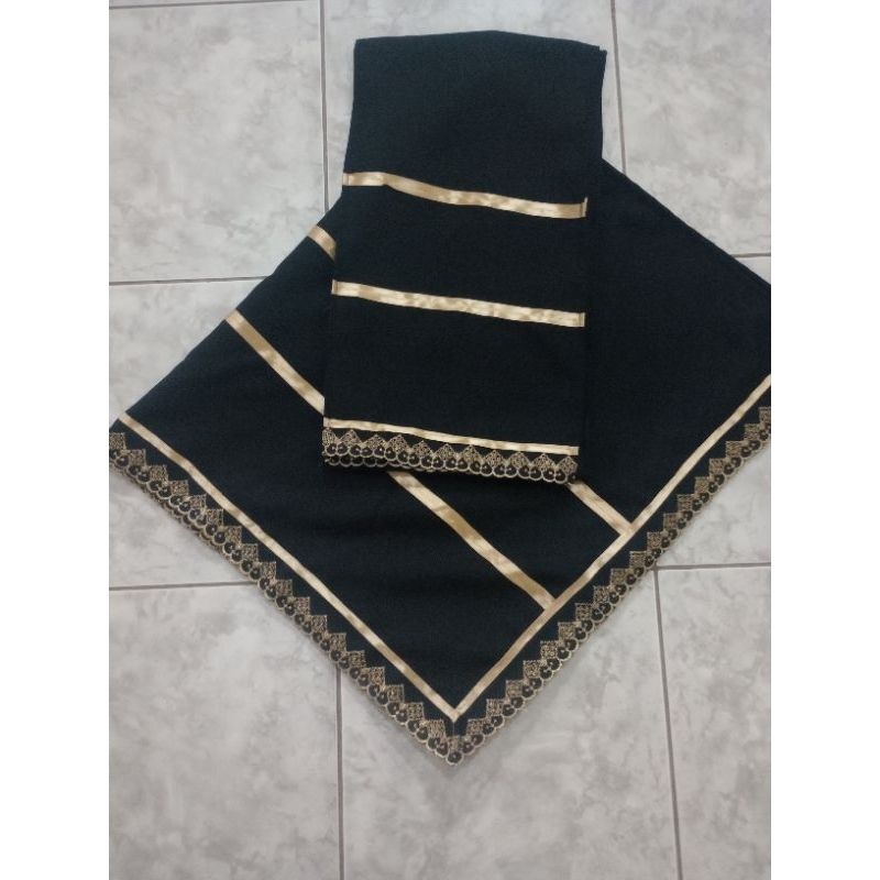 conjunto 2 peças umbanda e candomblé Pombogira luxo preto acabamento dourado