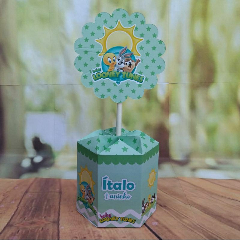 PEGUE e MONTE - Centro de Mesa Sextavado - Tema Baby Looney Tunes Verde - Lembrancinha de Festa Infantil