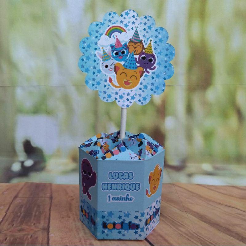 PEGUE e MONTE - Centro de Mesa Sextavado - Tema Bolofofos Menino - Lembrancinha de Festa Infantil