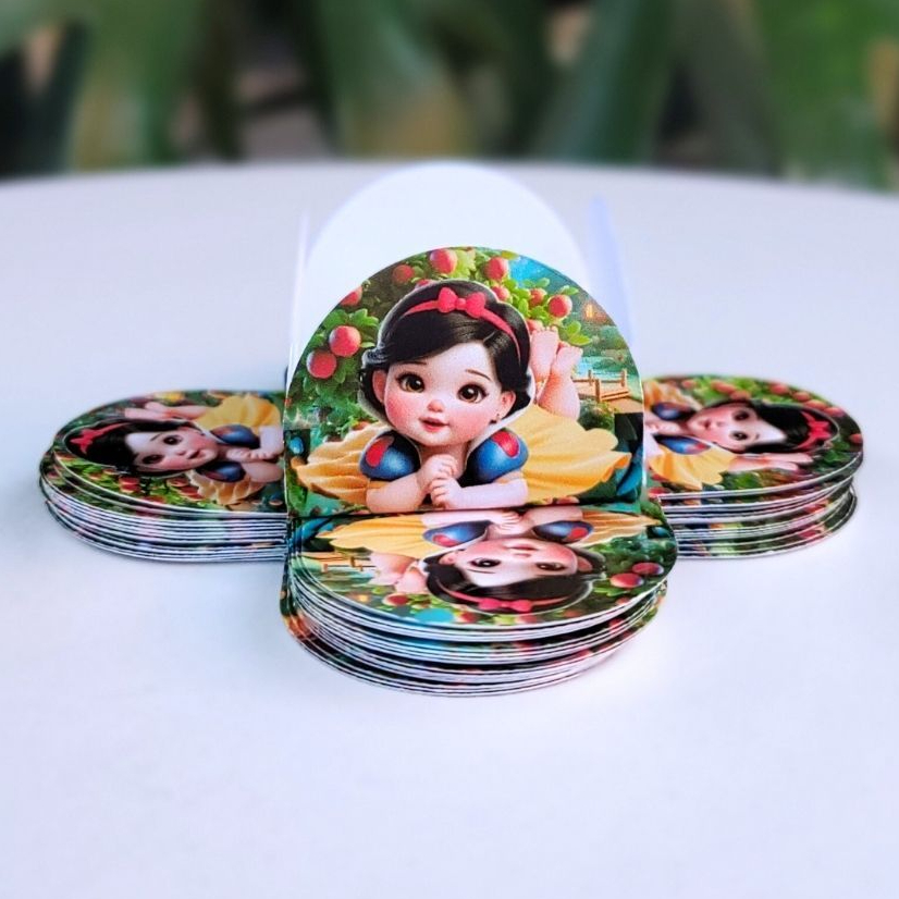 Forminha de Doce Brigadeiro, Beijinho 4 Pétalas Festa, Aniversário, Lembrancinha Branca de Neve Baby 2