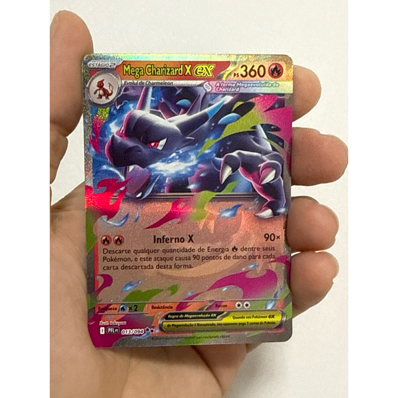 Carta Pokémon – Mega Charizard X EX 013/094 – Coleção Fogo Fantasmagórico – Holográfica