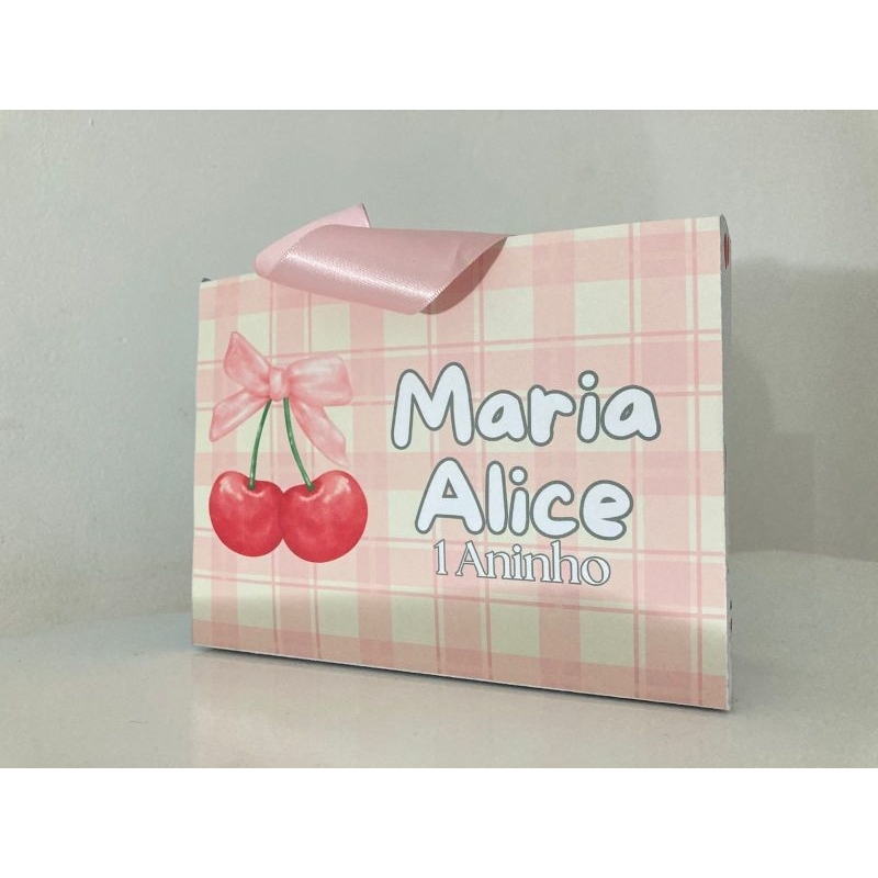 Sacolinha CEREJINHA Personalizada – Lembrancinha Infantil – Festa CEREJINHA – Papel 180g – Alça fio nautico