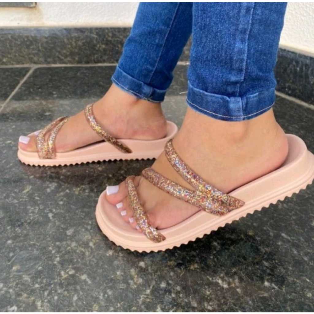 Imagem sandalias lindas e confortada pronto entrega.