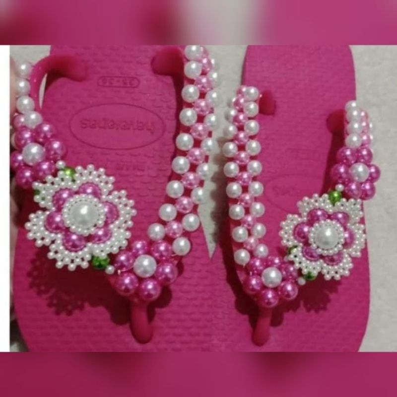 Chinelo bordado original Mia