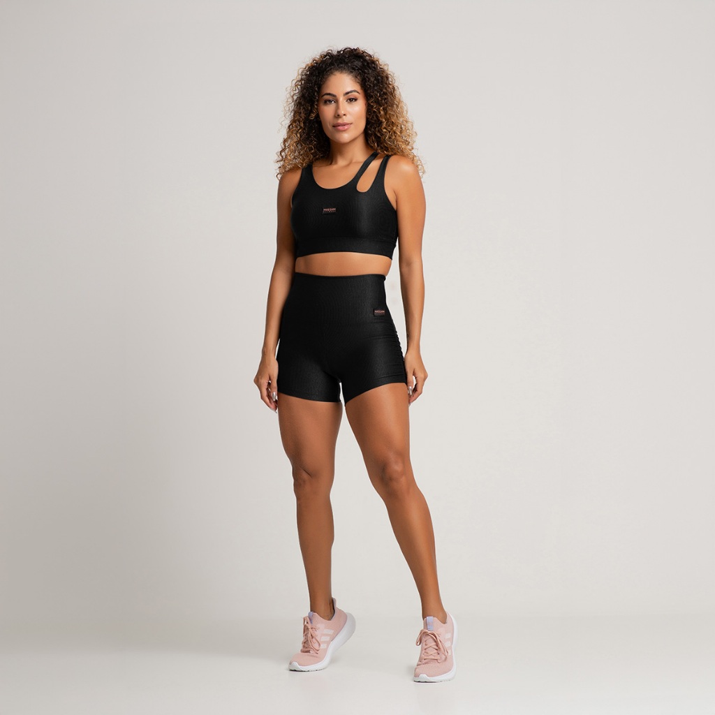 Conjunto Top e Short Canelado Poliamida Preto Massam Fitness