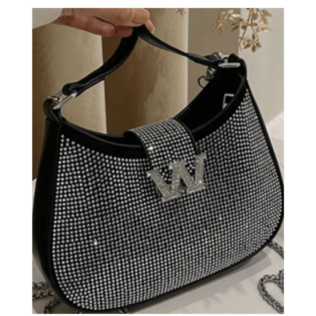 bolsa para formalidade com pedraria, alça de braço fixa e alça de corrente destacavel, material duro bom pra montar look