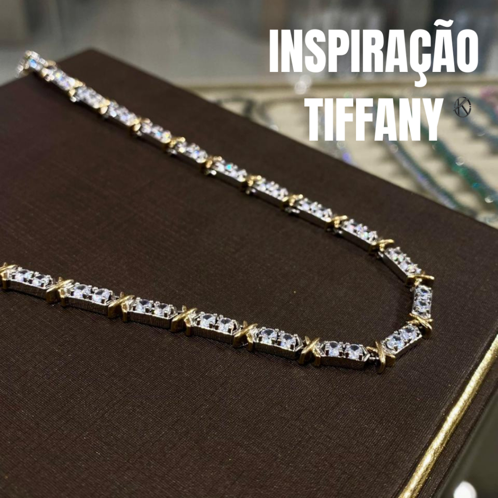 Colar Feminino Riviera Elos X – Inspiração TF – Semijoia Banhada em Ródio Branco e Detalhes em Ouro