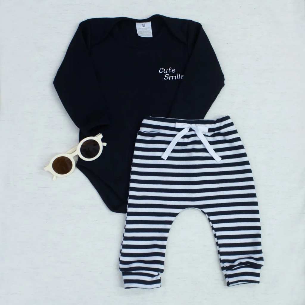 Conjunto Bebê Neutro Body E Calça Algodão Preto Com Listras Macio Conforto Para Uso Diário