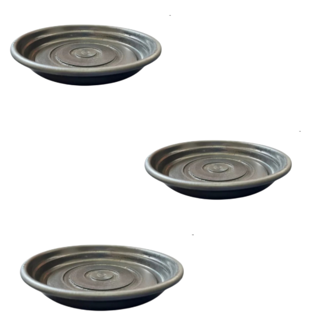 Kit Com 3 Pratos Plástico Para Vasos Cor Terra Cota e Preto Pequeno- IDEAL PARA VASOS DE 4,5 LITROS
