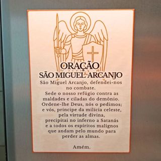 Ímã de Geladeira – Oração de São Miguel Arcanjo 12x17cm - Decoração e Fé em Oferta na Shopee