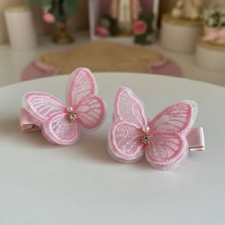 Parzinho de presilhas borboleta de renda no bico de pato baby para bebe menina prendedor menina em Oferta na Shopee