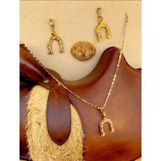 Kit country feminino Colar + Brincos pingentes ferradura banhada ouro 18k em Oferta na Shopee