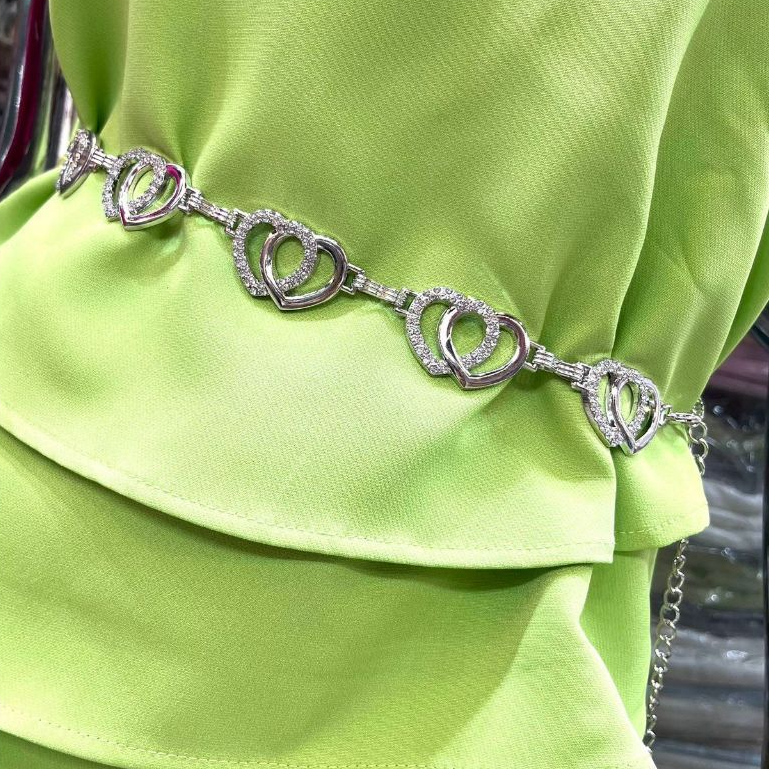 Cinto Feminino Corrente De Strass De Coração  Fofo Delicado Bem Feito Casual Acessório Feminino em Oferta na Shopee