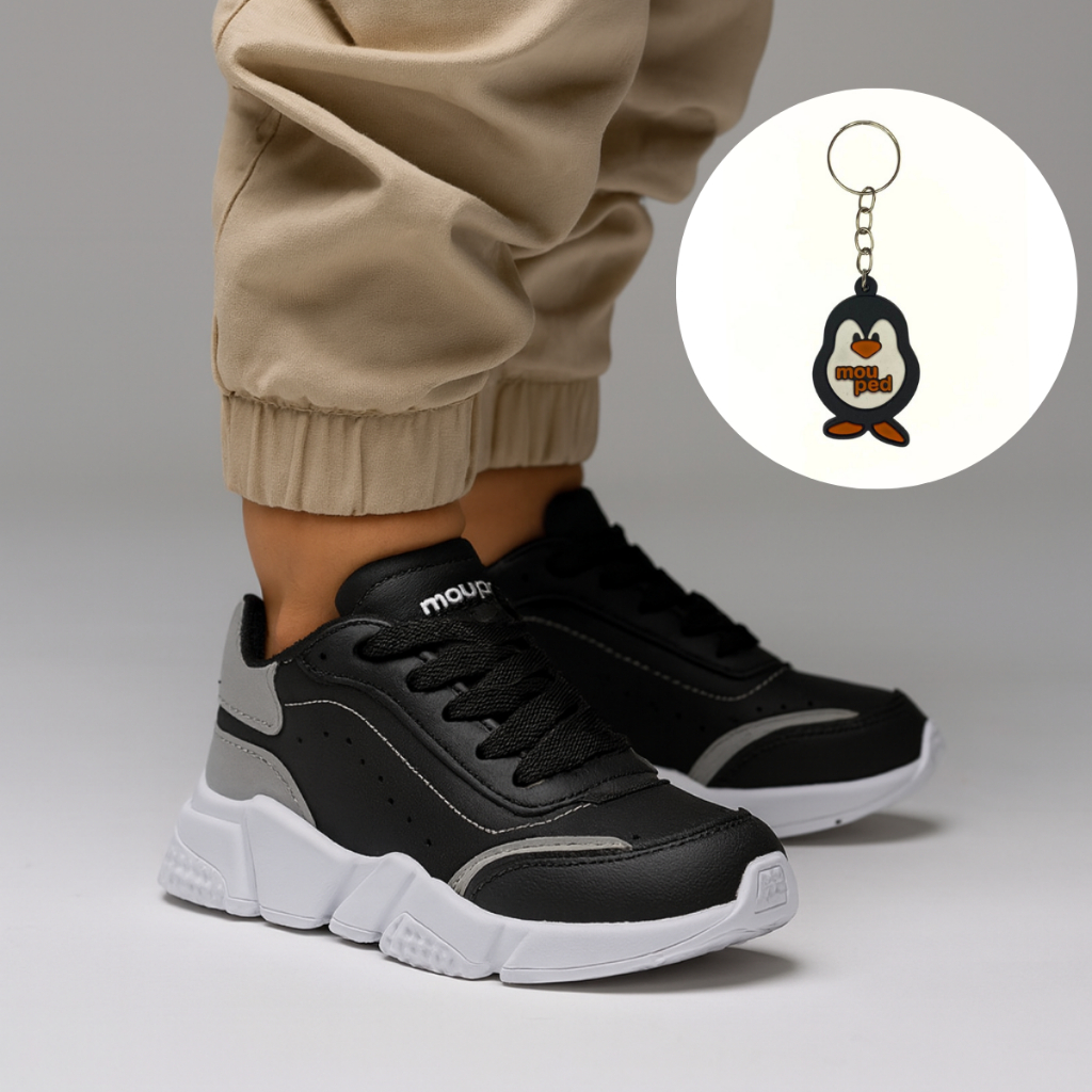 Tênis Infantil Casual Masculino Moderno Recortes Sola Alta Confortável Preto com Chaveiro
