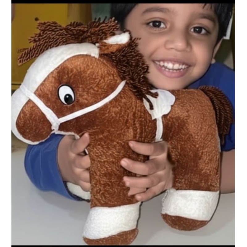Cavalo de Pelúcia com Selinha - Brinquedo e Decoração Fazendinha 22 cm em Oferta na Shopee
